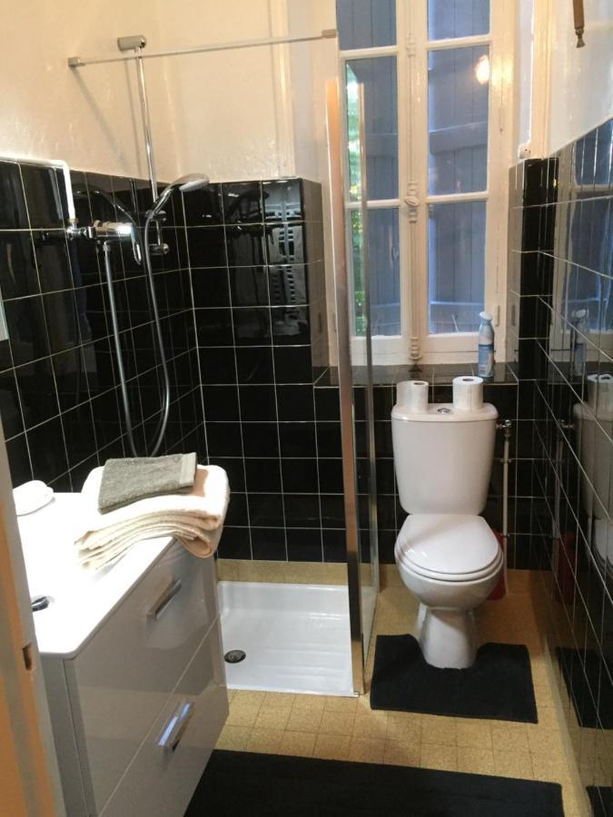 La Maison Des Peres Charolles Ngoại thất bức ảnh